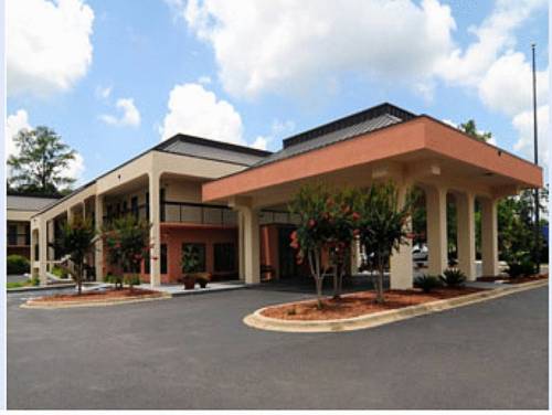 Baymont Inn and Suites Tallahassee